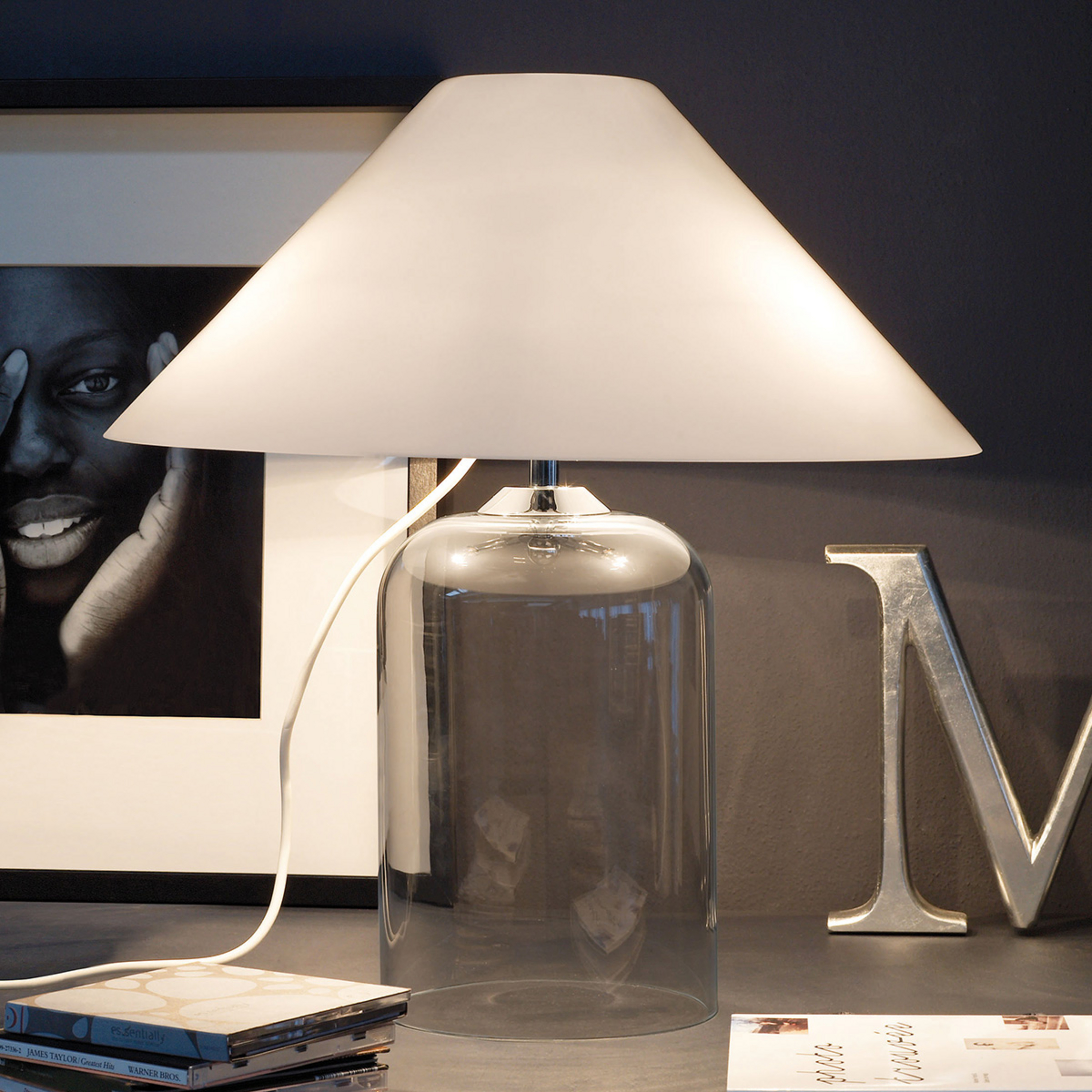 Lampe à poser tissu Alega pied verre transparent