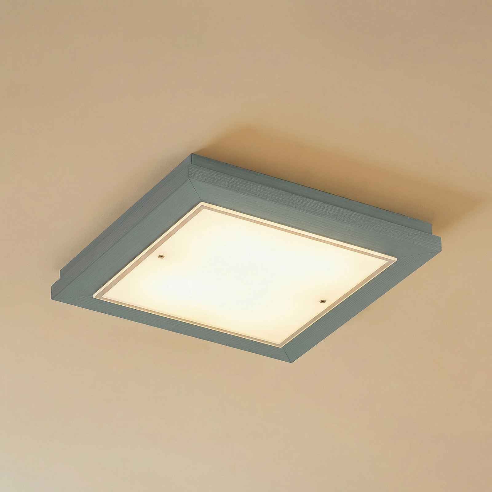 Kattovalaisin Tally, leveys 32 cm, salviavihreä, puu, E27