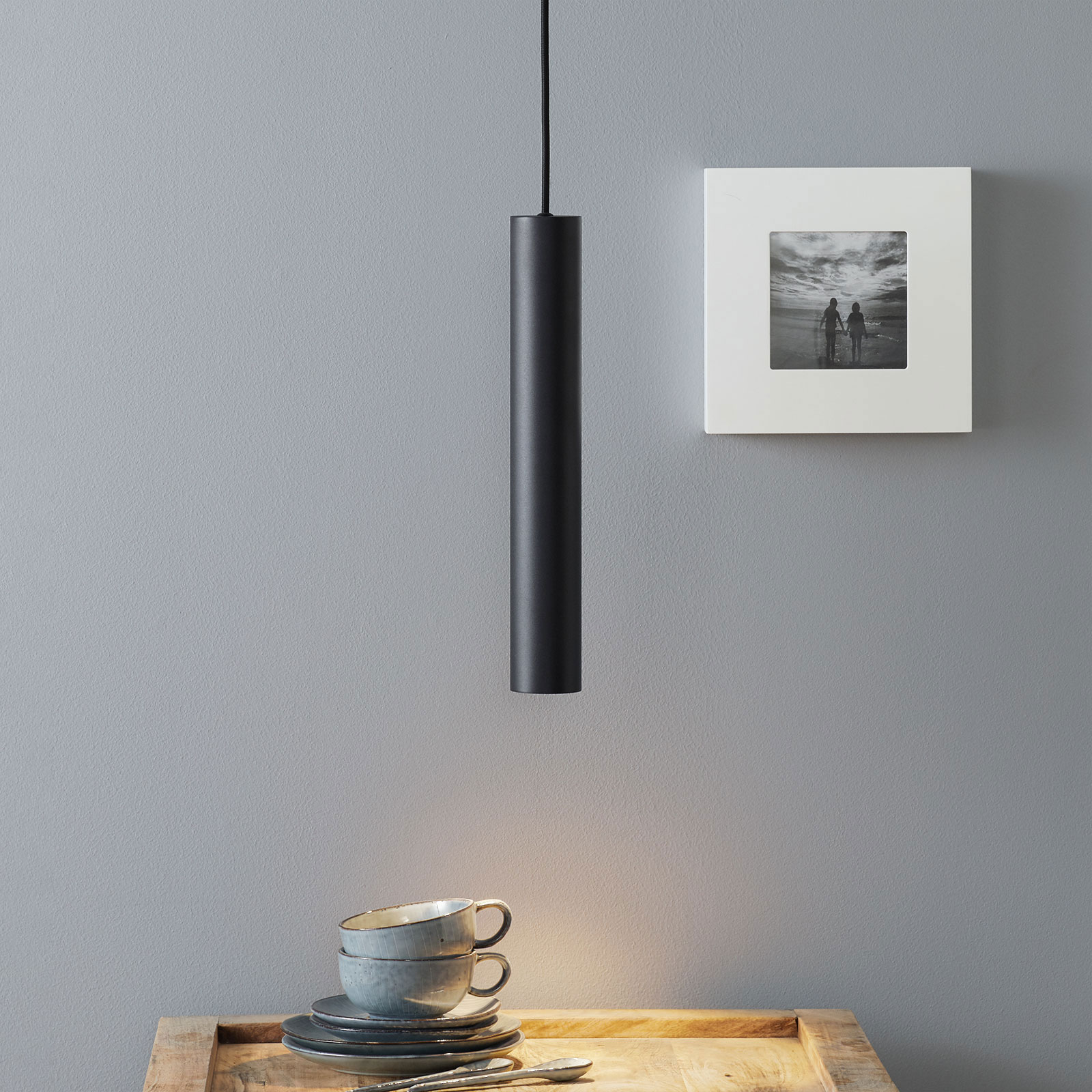 Dwars zitten sofa Gewaad LED hanglamp look in smalle vorm, zwart | Lampen24.nl