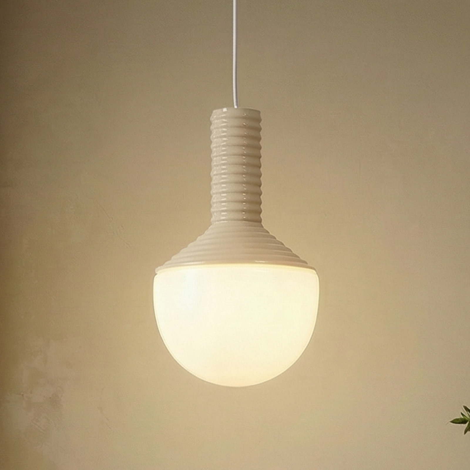 Lucande lampă suspendată Florine bej/opal ceramică sticlă - Camera de zi / sufragerie - design - bej opal