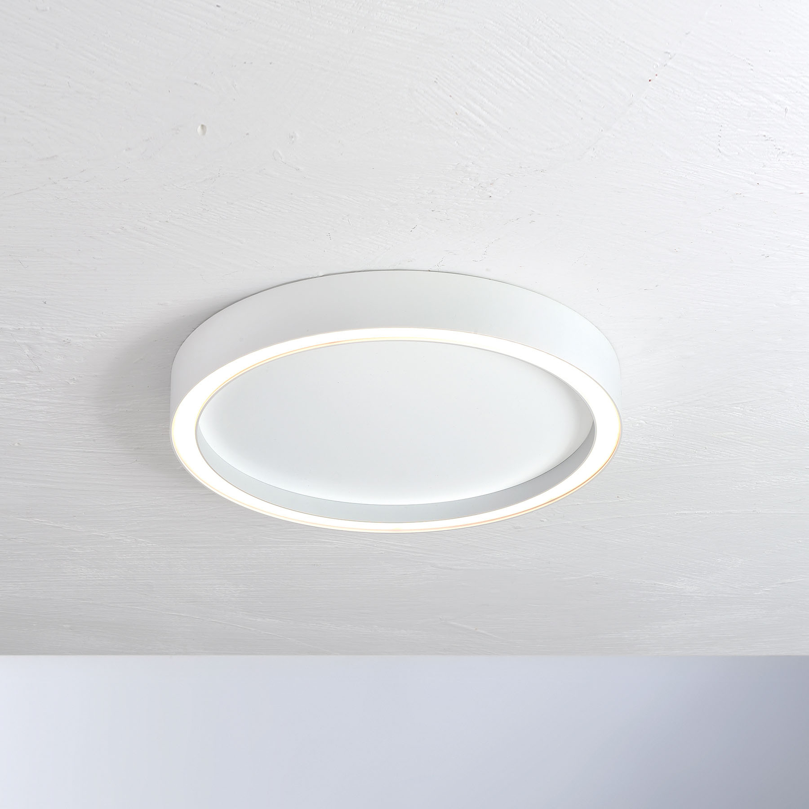 Bopp Aura LED-taklampa Ø 30 cm vit/vit