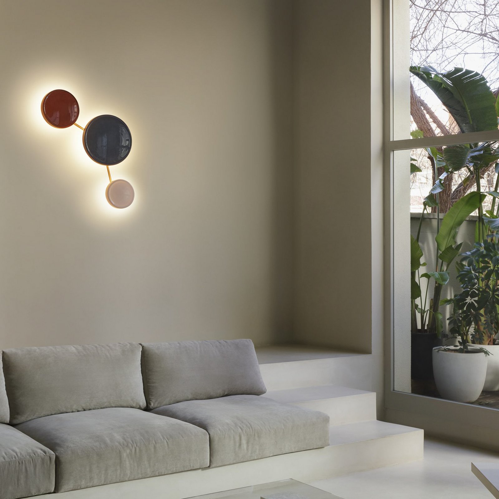 MARSET LED-Wandlampe Caramel, blau, Ø 38 cm, TRIAC, Glas