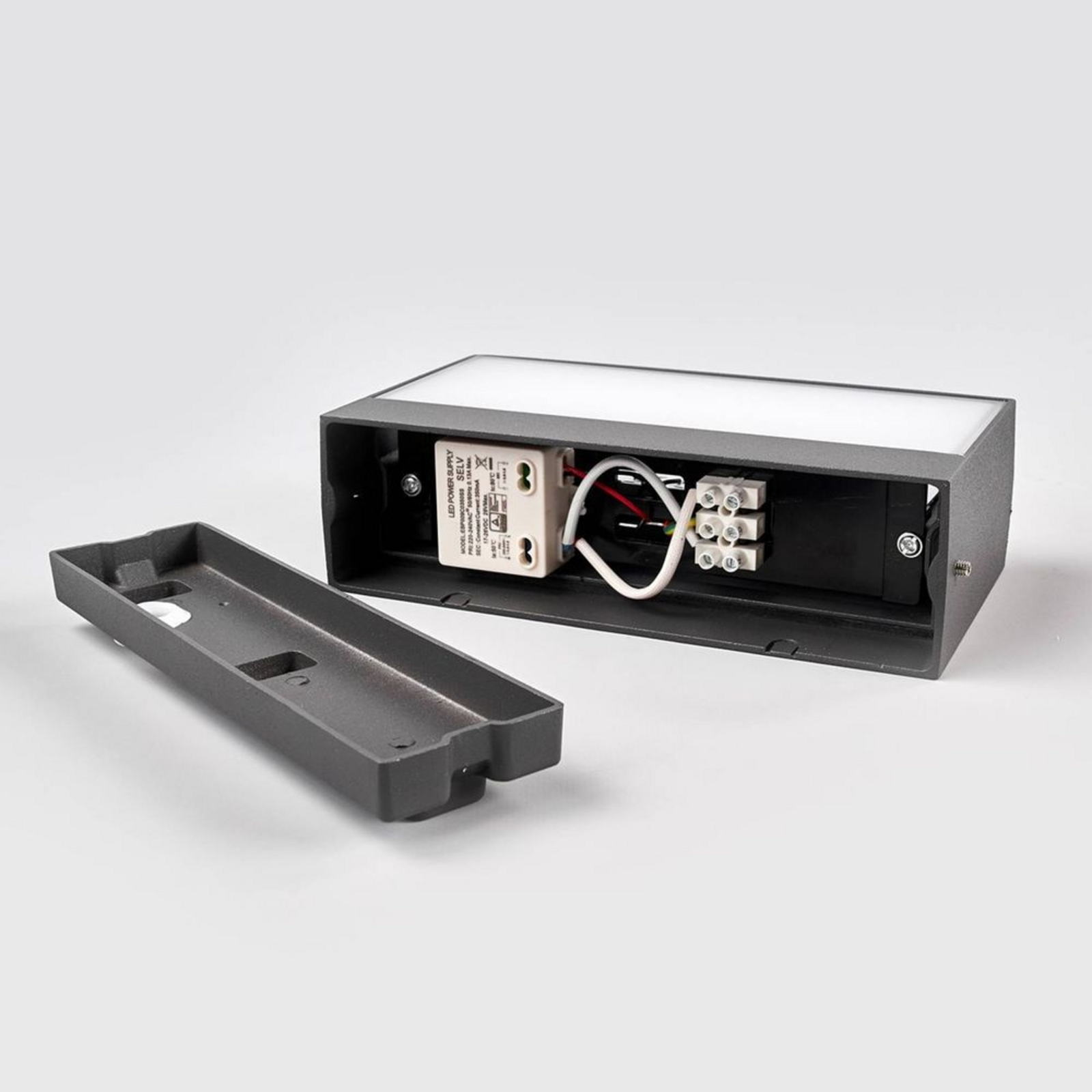 Lissi Buiten Wandlamp IP54 Dark Grey - Lucande