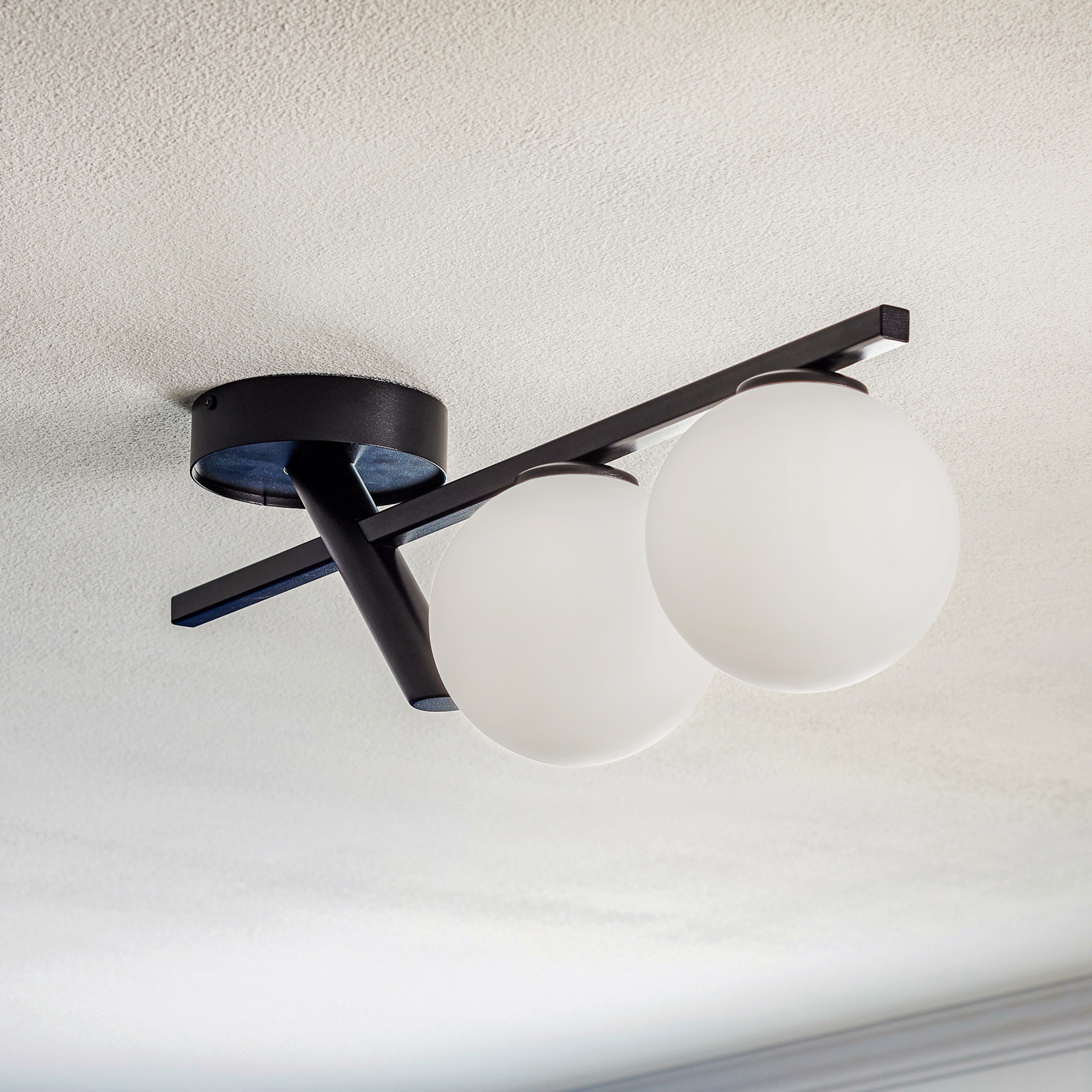 Baleo ceiling light, black/opal, 2-bulb