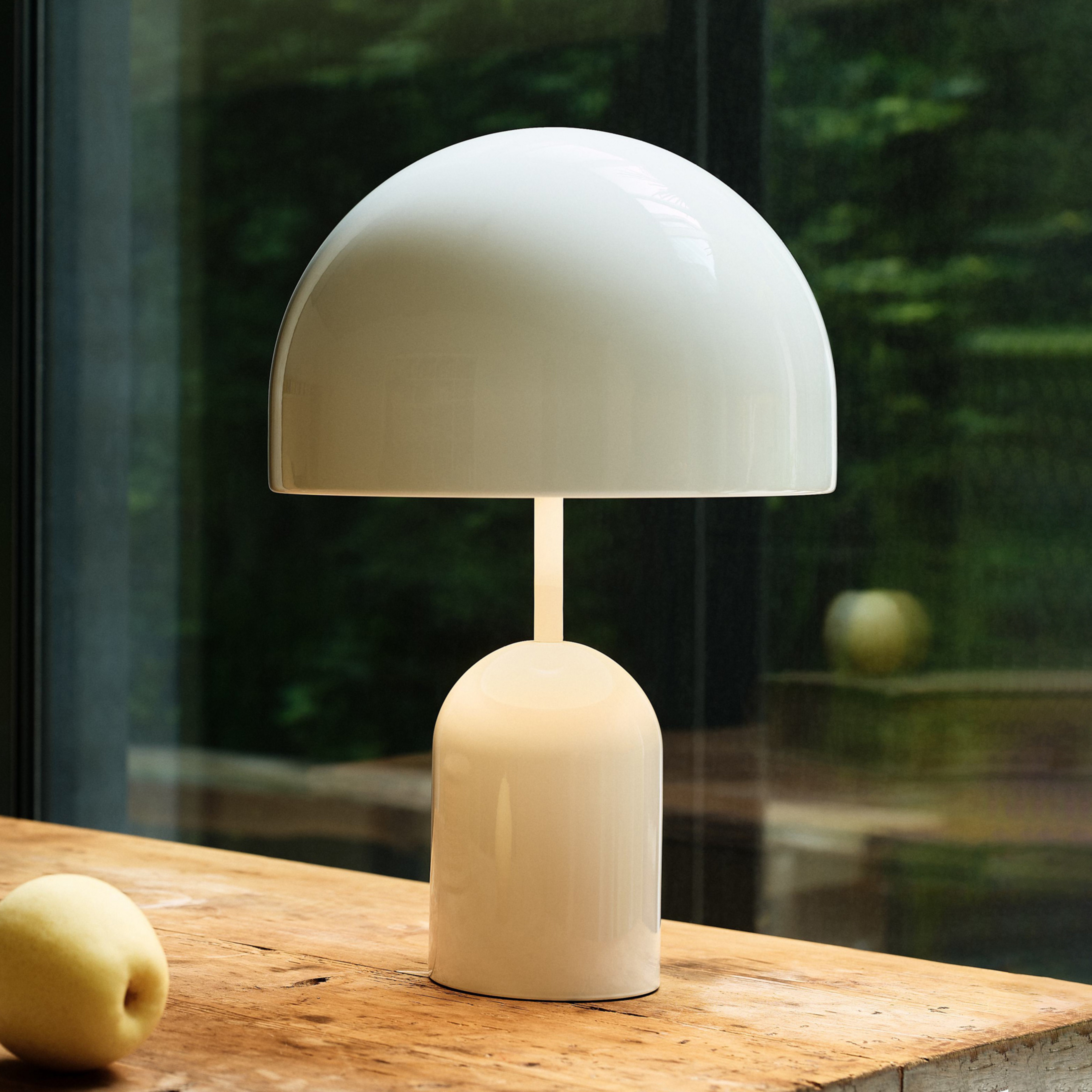 Tom Dixon LED-Akku-Tischlampe Bell Portable, weiß, 28 cm