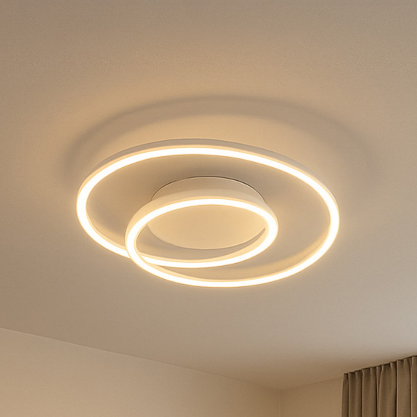 Lámpara LED de techo HOLY, arena, Ø 49 cm, control remoto, CCT, atenuable