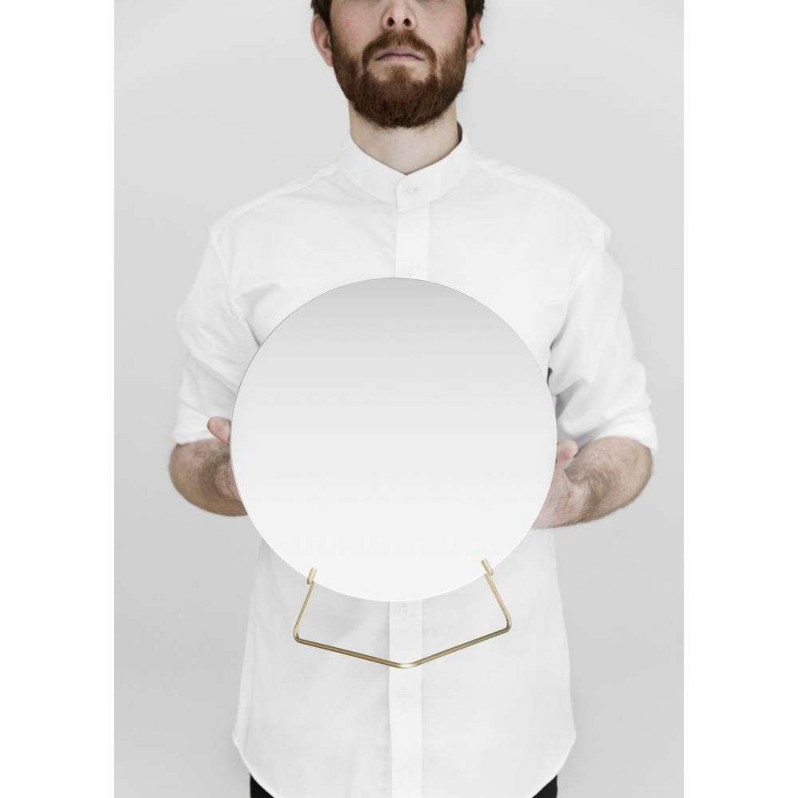 Standing Mirror Ø30 Brass - Moebe