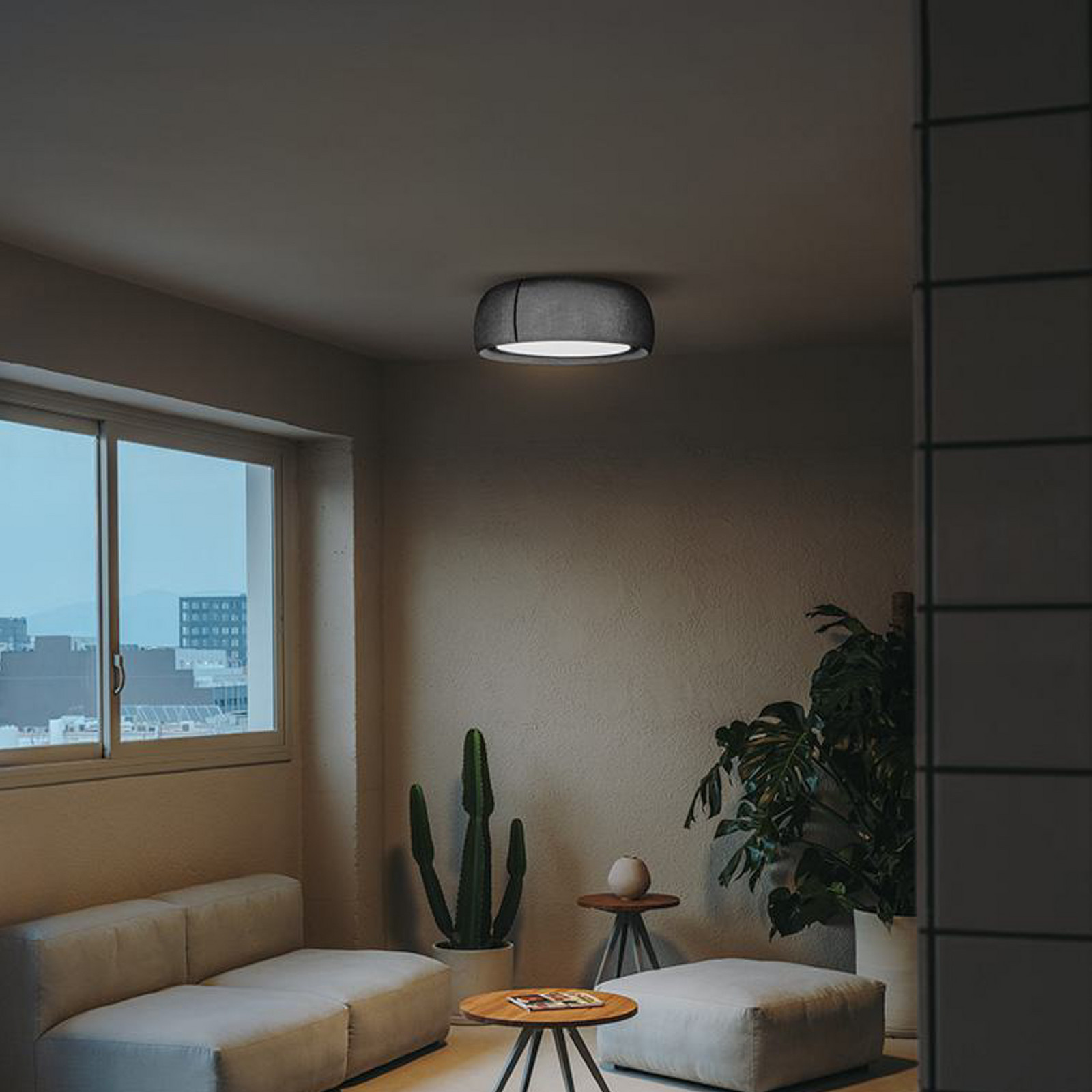 LEDS-C4 Plafonieră LED Gong gri 4.000 K Ø 612 cm - Camera de zi / sufragerie - modern - Țesătură / Textil