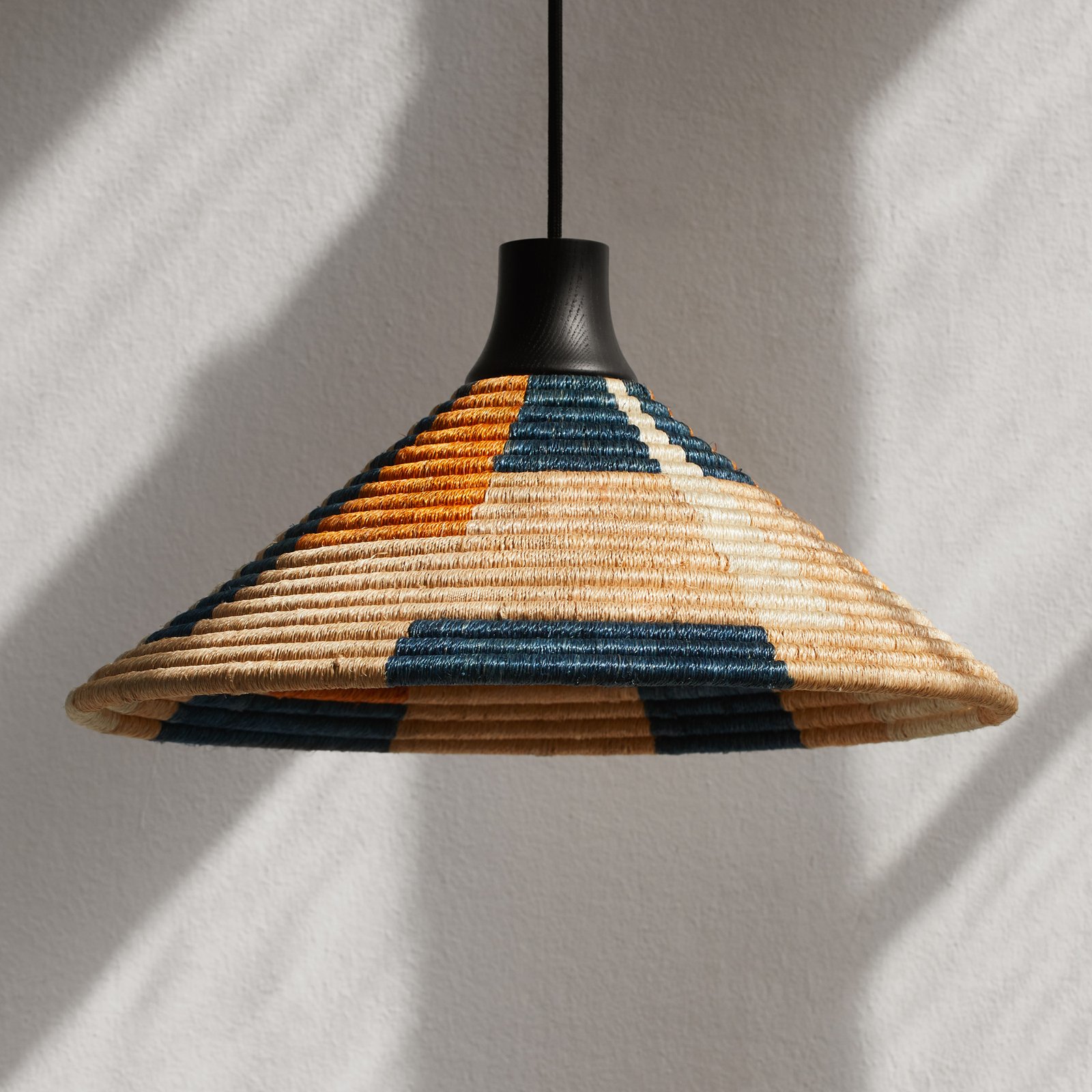 Forestier Parrot pendant light S, handmade