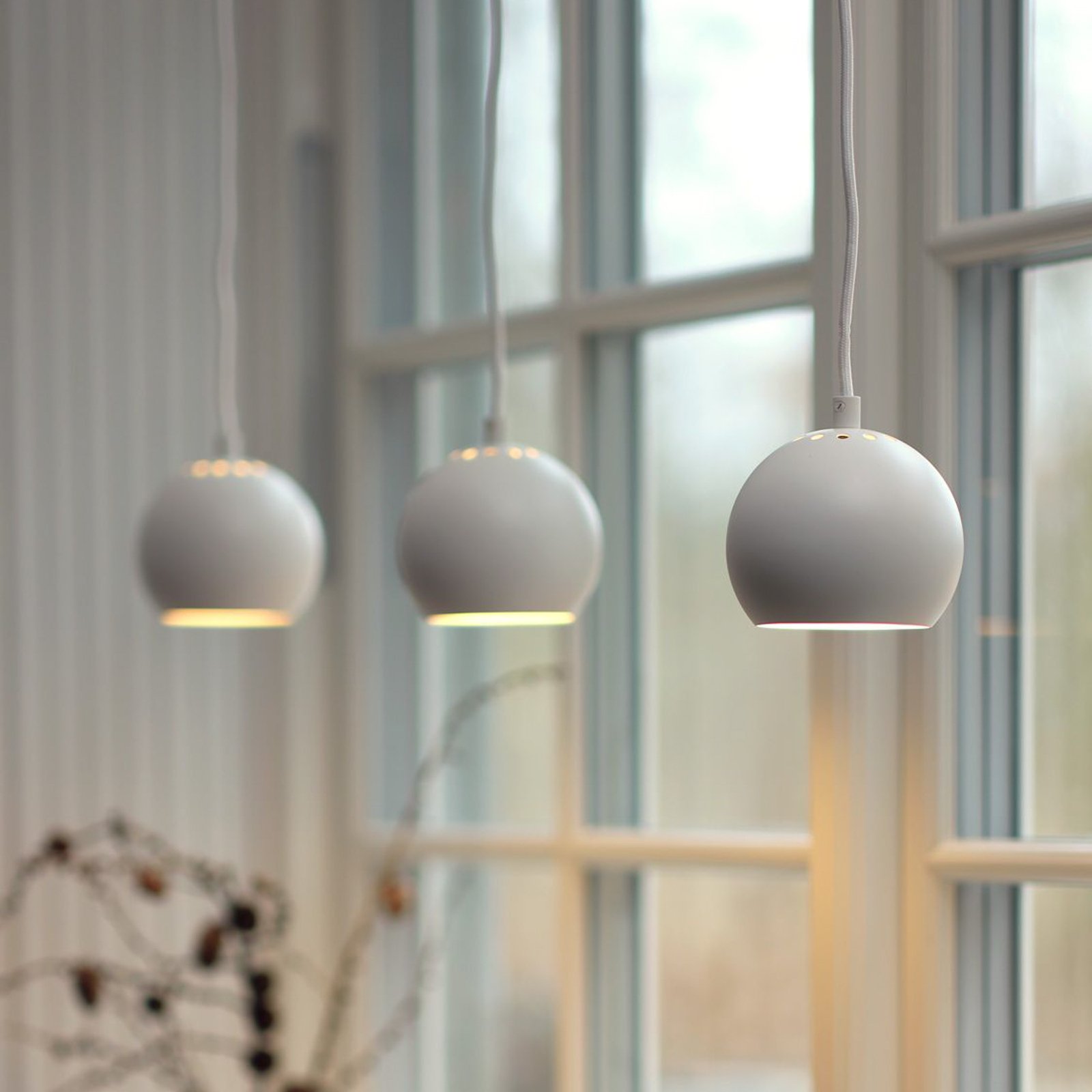 Ball Hanglamp Ø12 Matt White - Frandsen