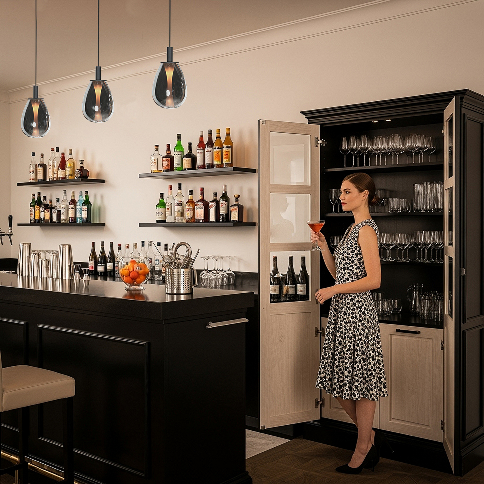 Lampada LED a sospensione Glimsy, Ø 14 cm, nero/grigio fumo, vetro