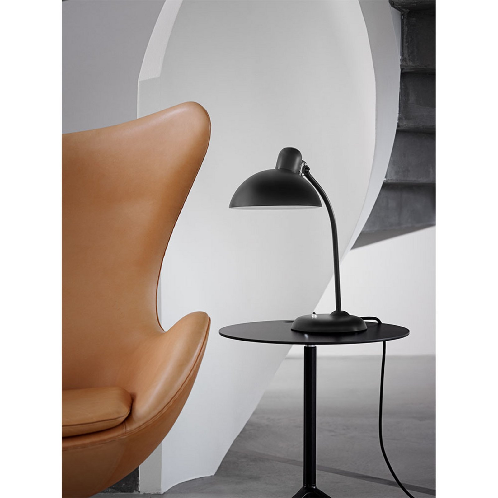 KAISER idell™ 6556-T Lámpara de Sobremesa Mate Negro - Fritz Hansen