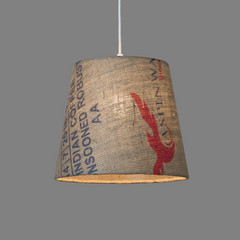 N°68 Perlbohne pendellampe af jute-kaffesæk