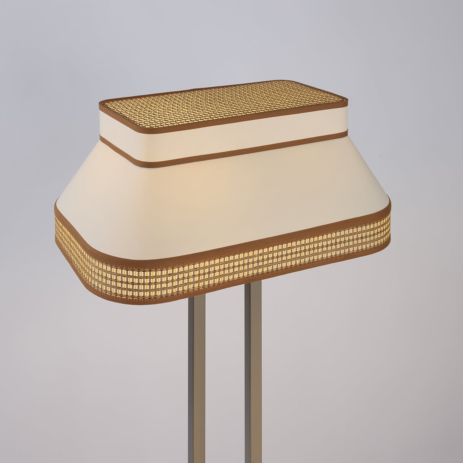 Piantana Square - MARKET SET Piantana Square - MARKET SET