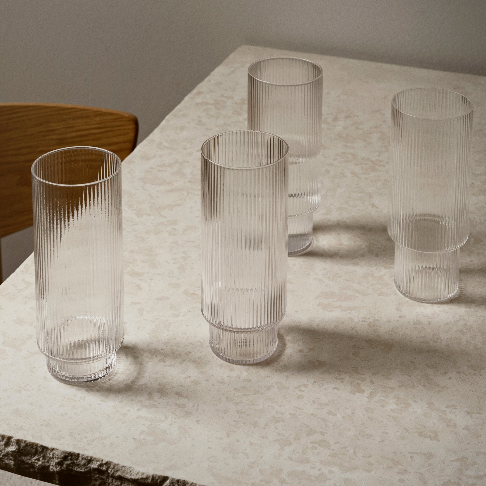 ferm LIVING Vaso Longdrink Ripple, transparente, 300 ml, vidrio, set de 4