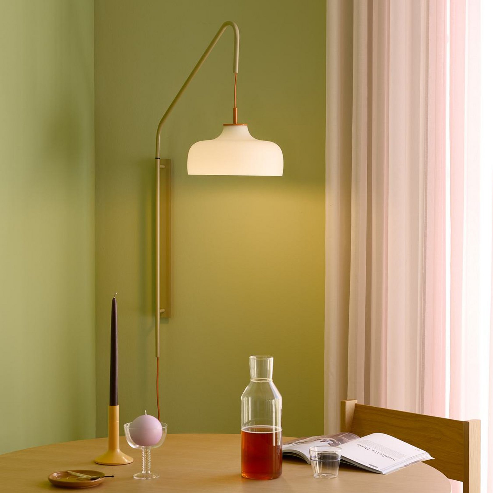 Applique murale HÜBSCH Current, sable clair, portée 71 cm