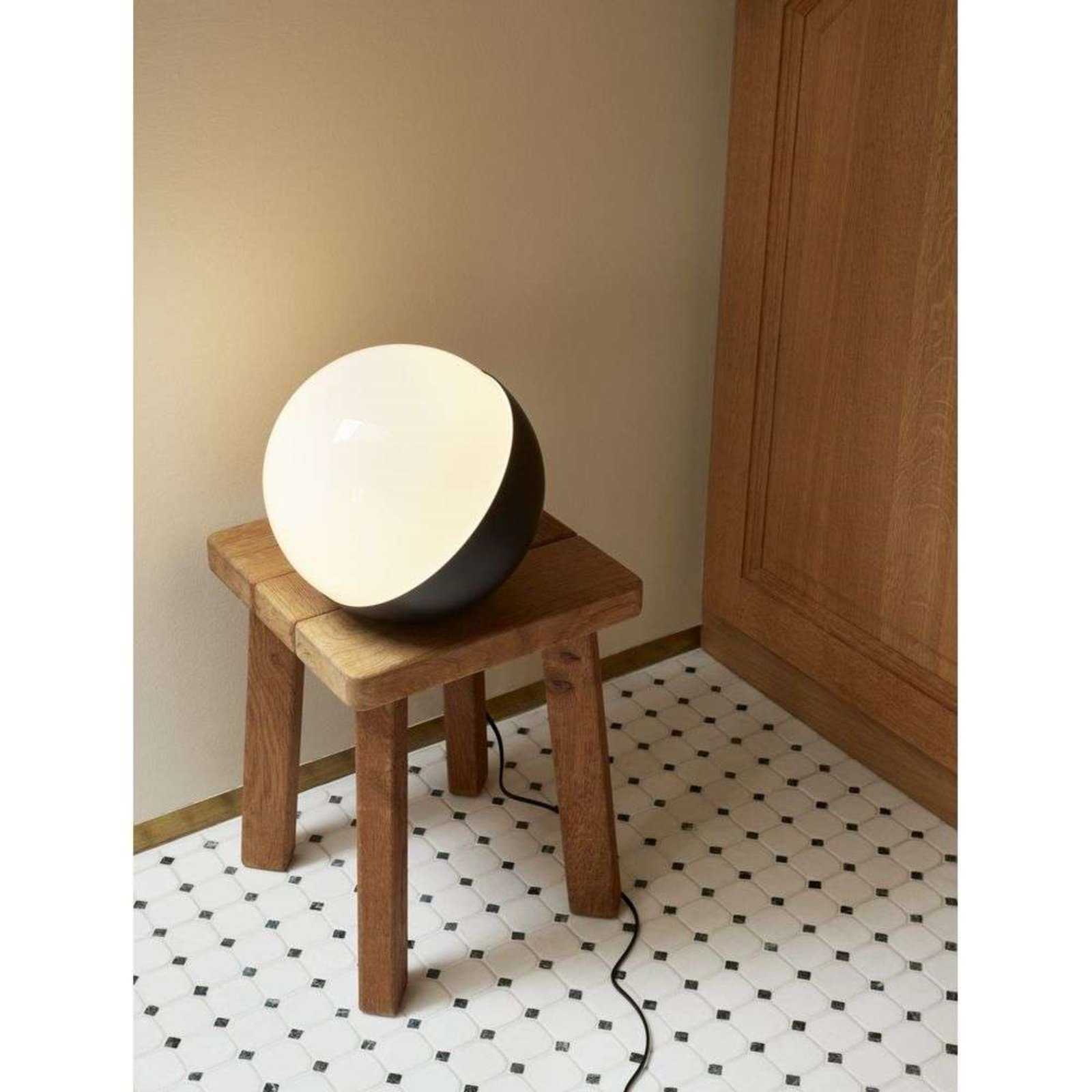 VL Studio Table Lamp/Floor Lamp Ø150 Black - Louis Poulsen