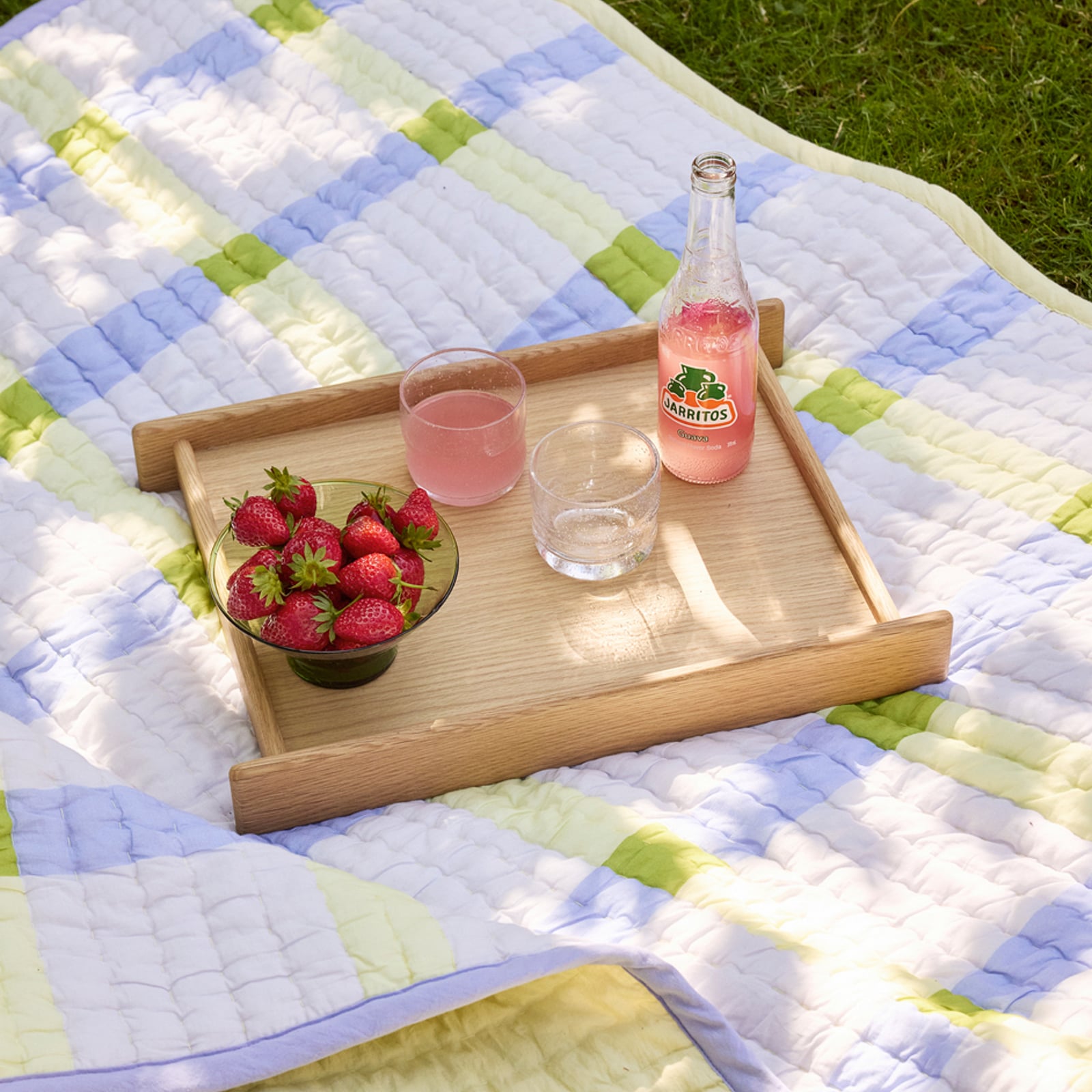 Vassoio Less in rovere chiaro, lunghezza 42 cm - Hübsch