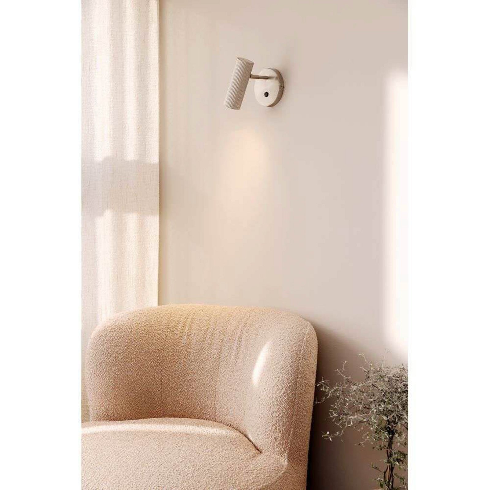 Hubble Vägglampa Brushed Steel - Globen Lighting