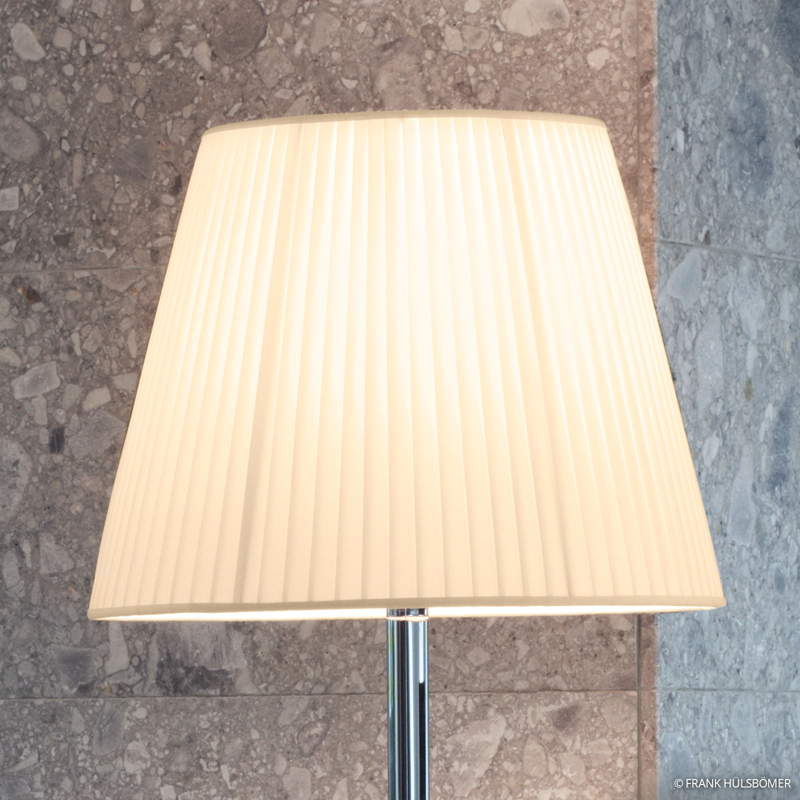 Bibliotheque National Gulvlampe Soft - Flos