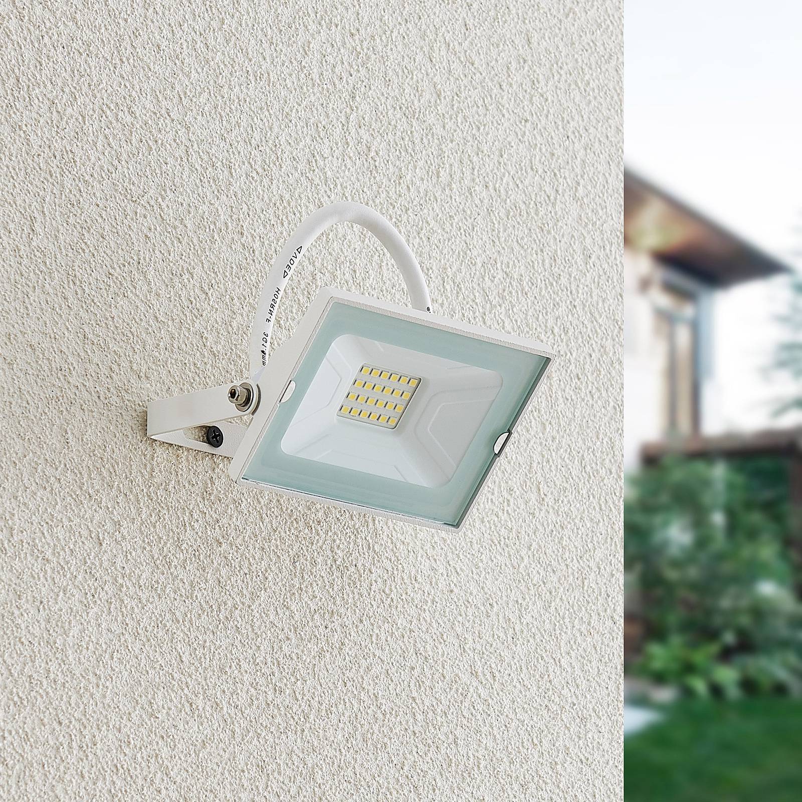 Lindby Aine spot zewnętrzny LED biały 7,7 cm