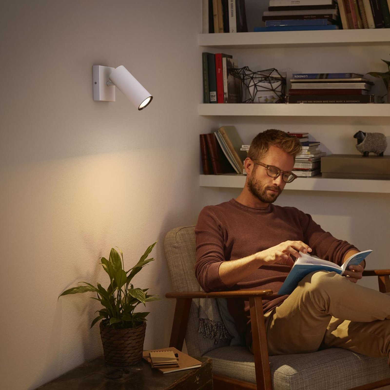 Philips Hue Buratto LED spot hvit 1 l lysk. dimmer Philips Hue Buratto LED spot hvit 1 l lysk. dimmer
