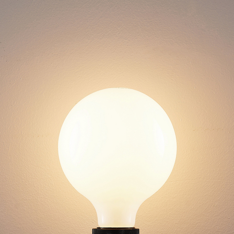 LED-Lampe E27 8W 2.700K G125 Globe, dimmbar, opal