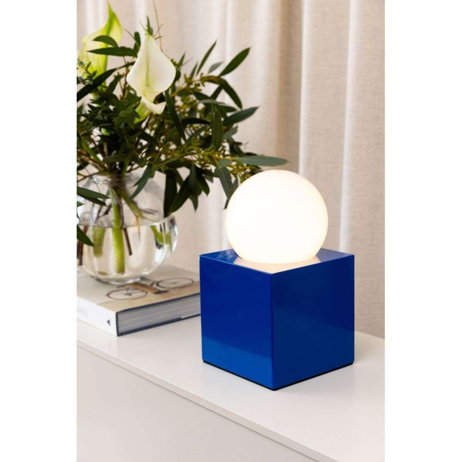 Bob Bordslampa Blue - Globen Lighting