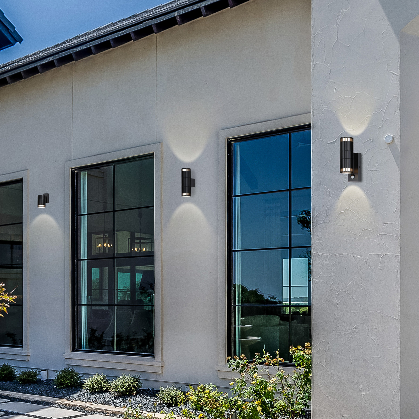 Applique da esterno Detroit, nera, altezza 22 cm, con sensore, a 2 luci