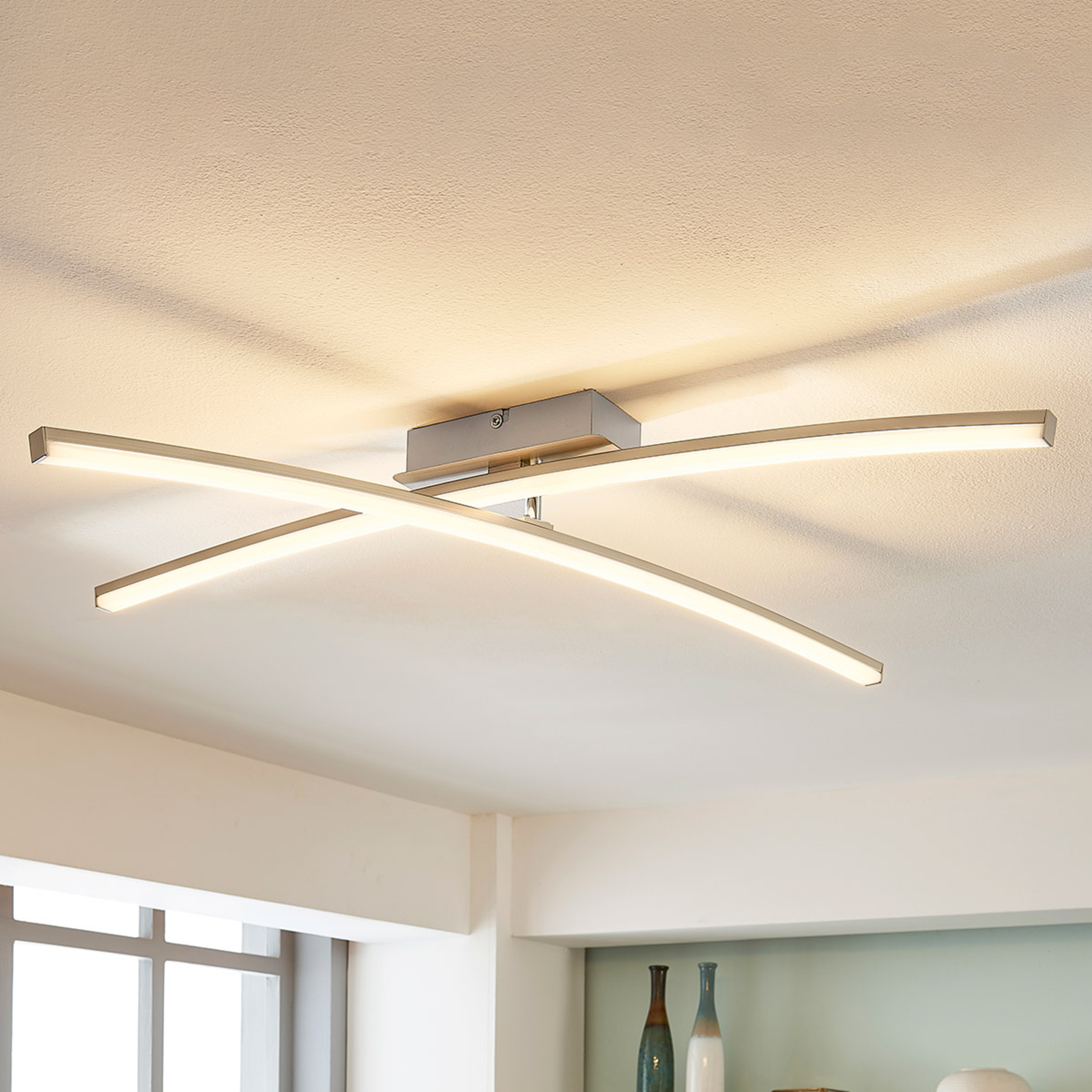 Lindby Laurenzia - LED ceiling light in chrome, dimmable, for Living / Dining Room, metal, acrylic, 8 W, energy efficiency: A+, L: 80 cm, W: 9 cm, H: 10.9 cm
