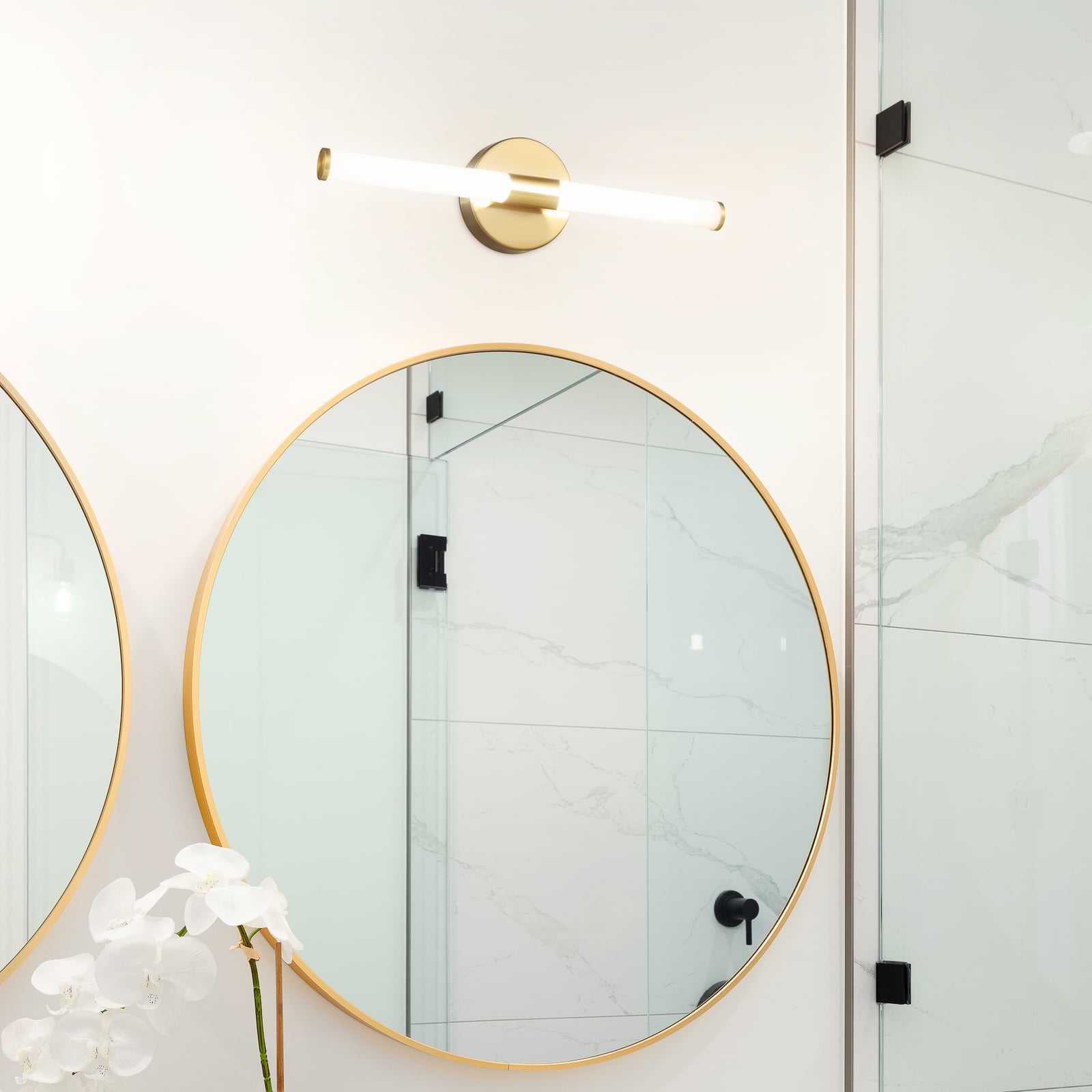 LED-Wandlampe Ramola, messingfarben, Breite 45 cm, IP44, CCT