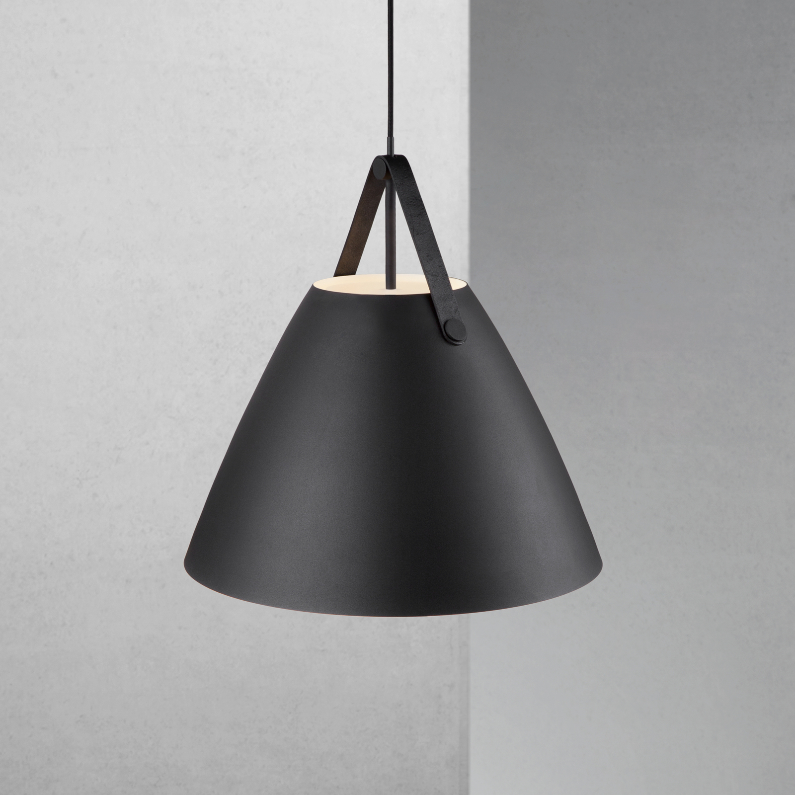 Pendant light Strap, metal shade, Ø 48cm, black