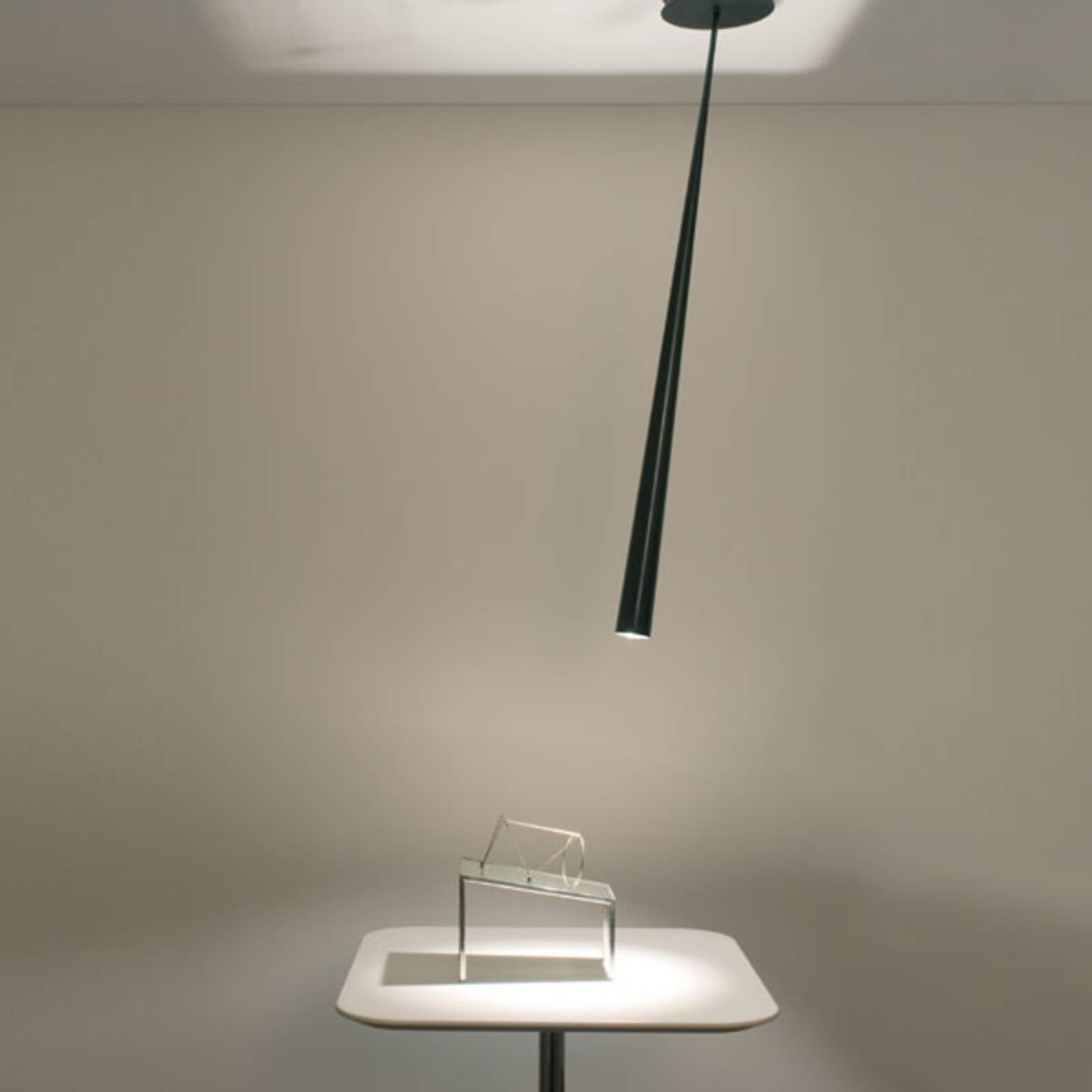 Drink designer hanging light, black, 127 cm