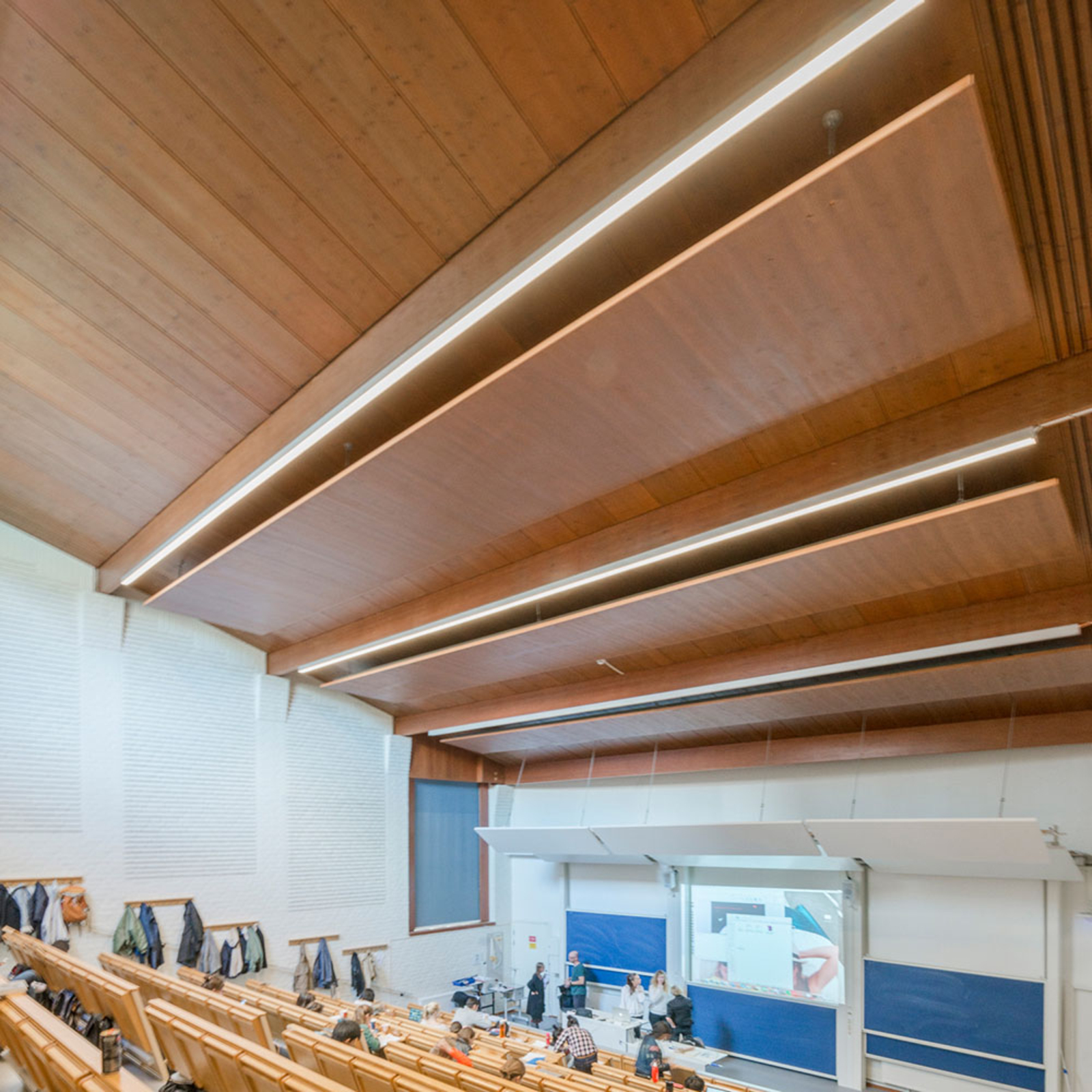 LED-Deckenleuchte C80-SR HF 830