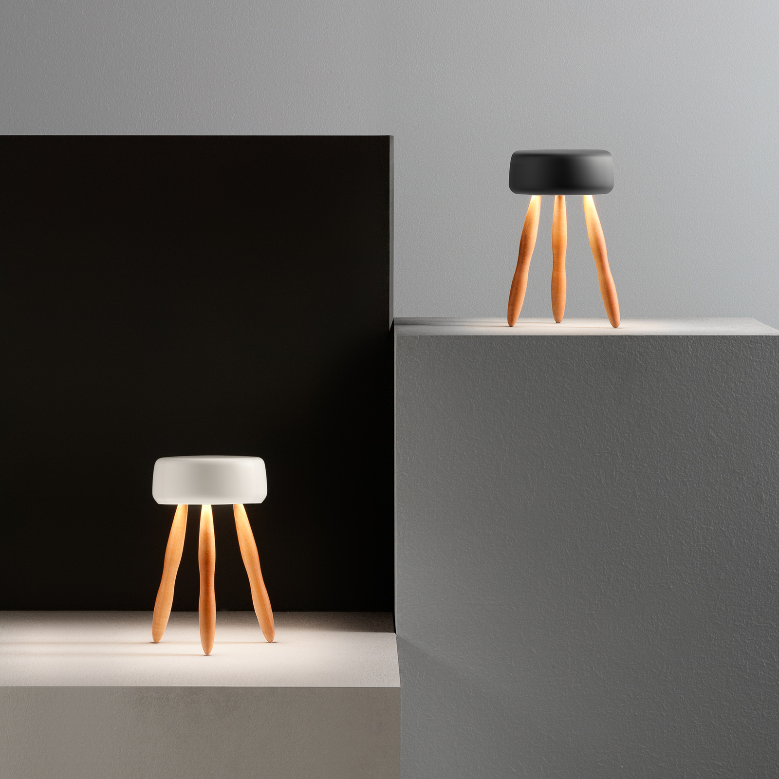 OLEV Drum designer-bordlampe, batteri, tre/svart