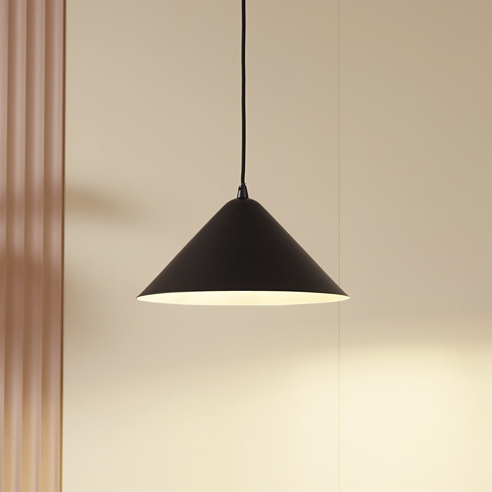 Lampă suspendată Lindby Clarine alb/negru Ø 32 cm metal - Camera de zi / sufragerie - modern