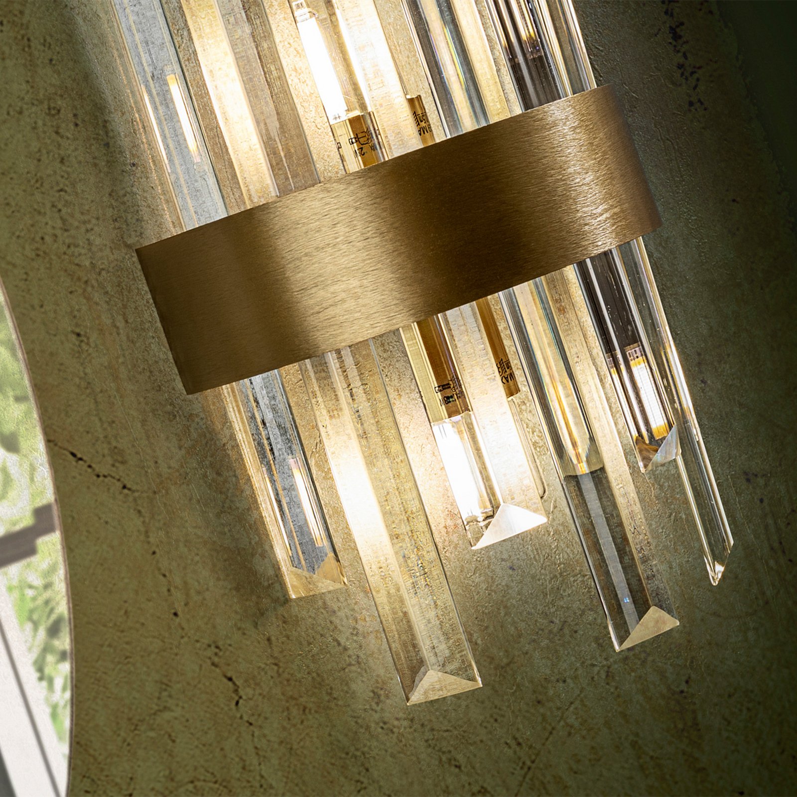 Grace vegglampe, 2 lyskilder, gullfarget, jern, glass
