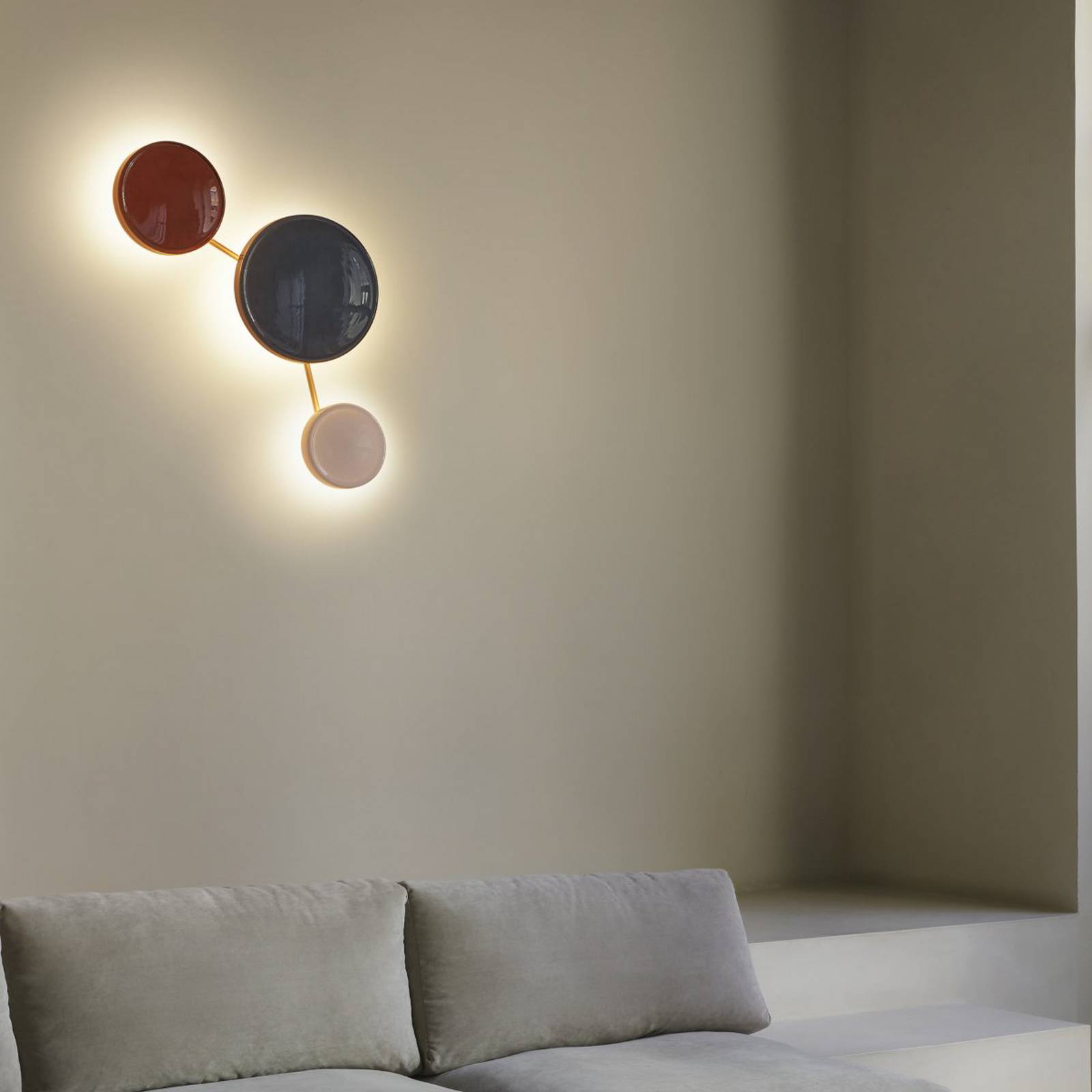 MARSET LED-Wandlampe Caramel, opal, Ø 22 cm, TRIAC, Glas günstig online kaufen