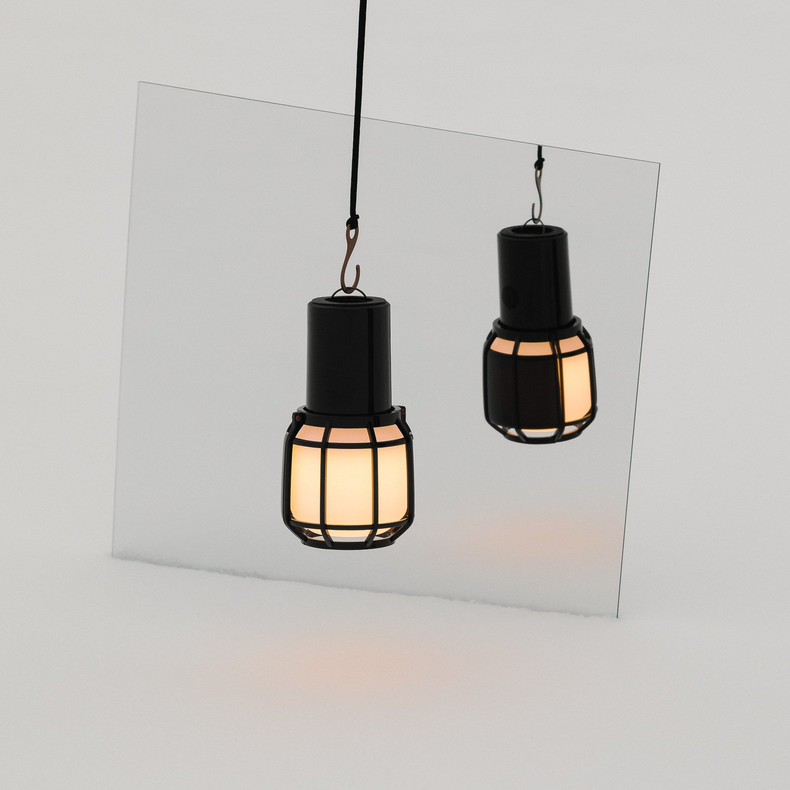 Chispa Stolní Lampa Portable Black - Marset