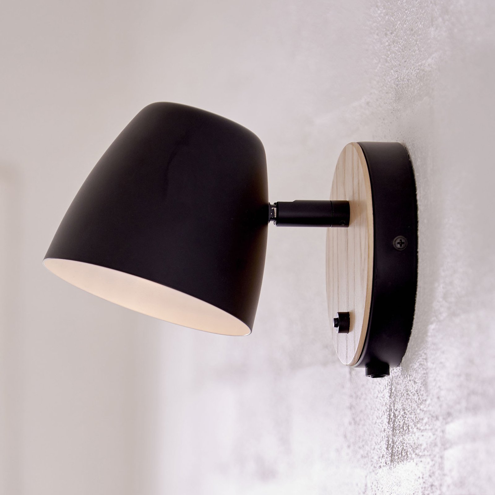 Theo Seinävalaisin Black - Nordlux