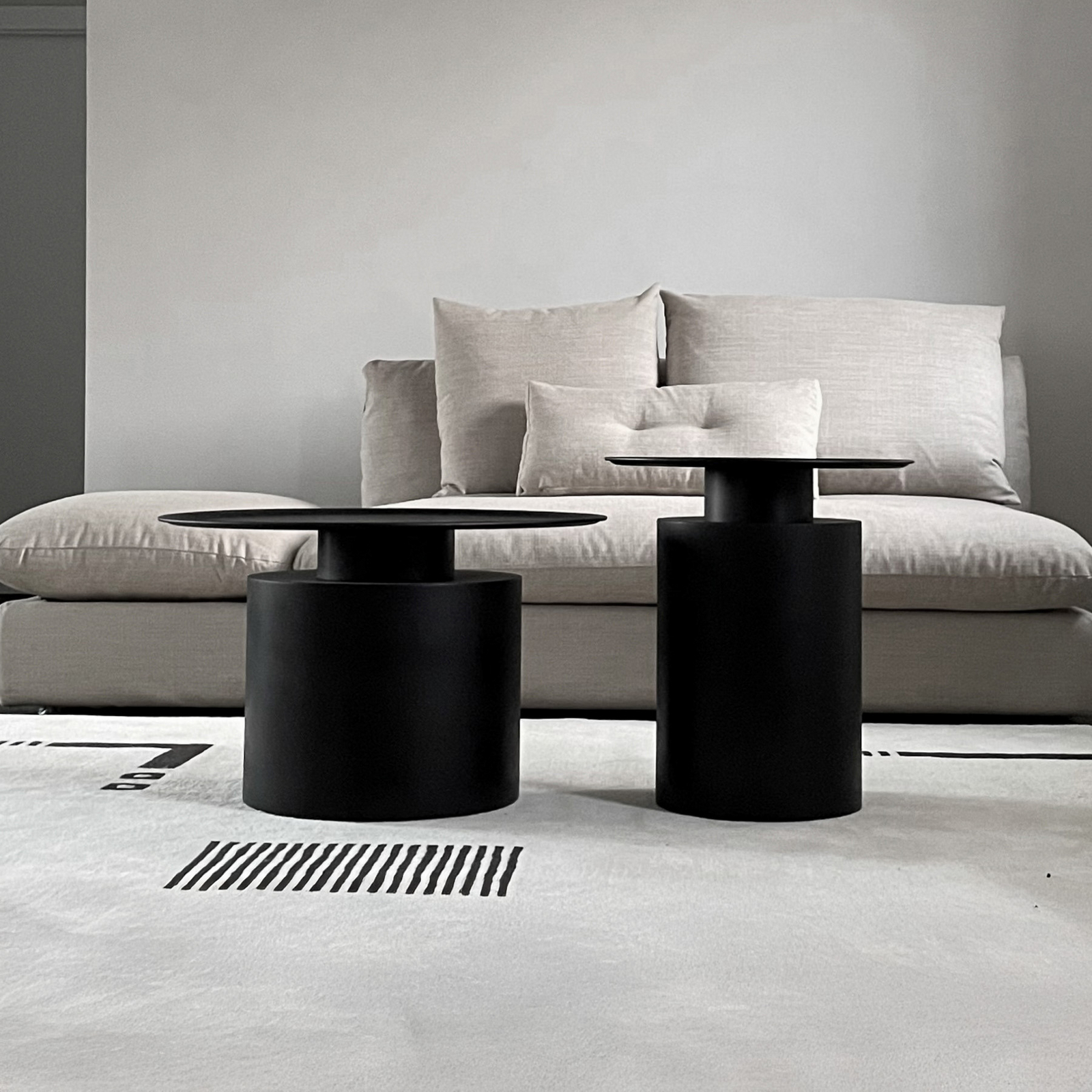 Stolik pomocniczy Pillar, czarny, 41 cm, żelazo – 101 Copenhagen