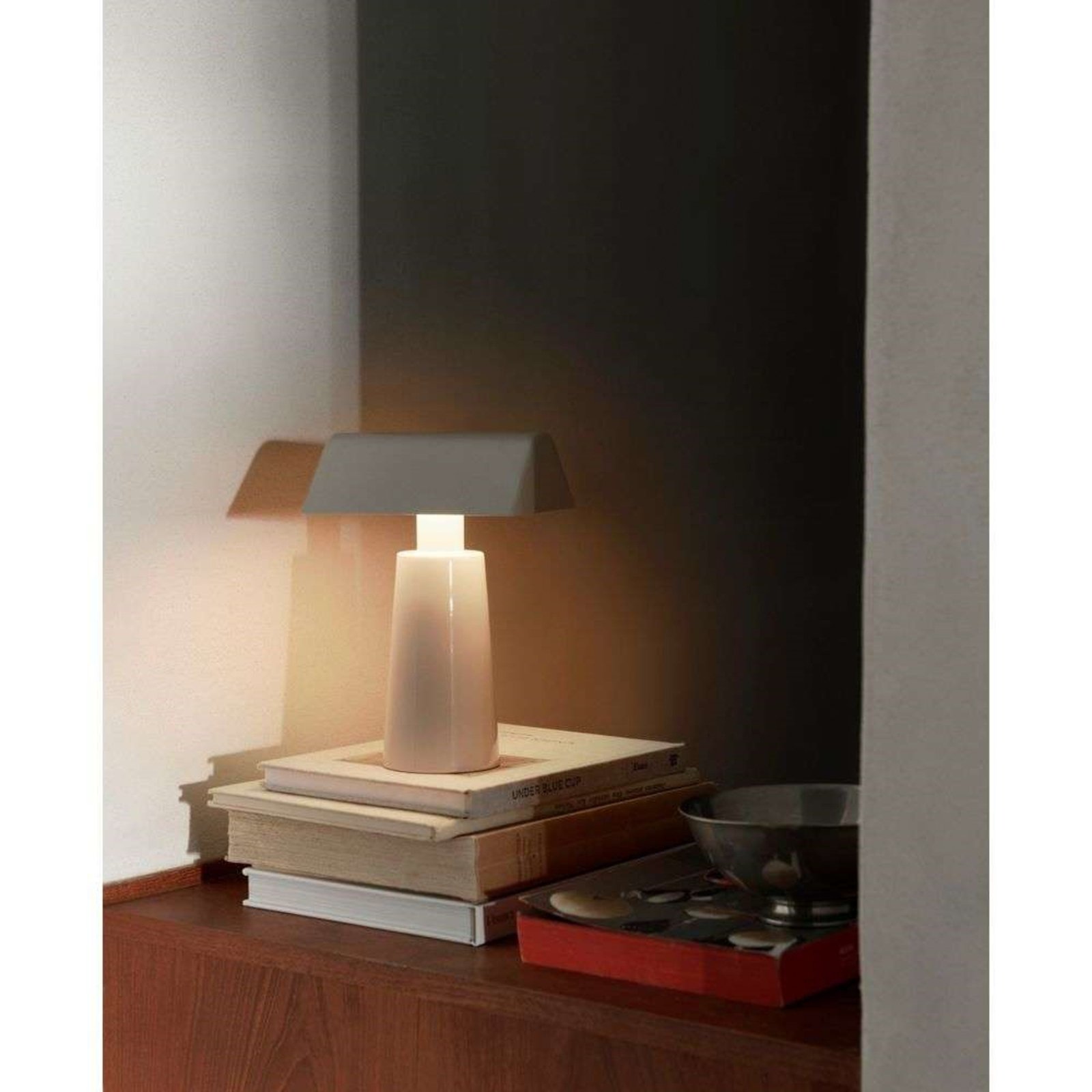 Caret MF1 Portable Table Lamp Silk Grey - &Tradition