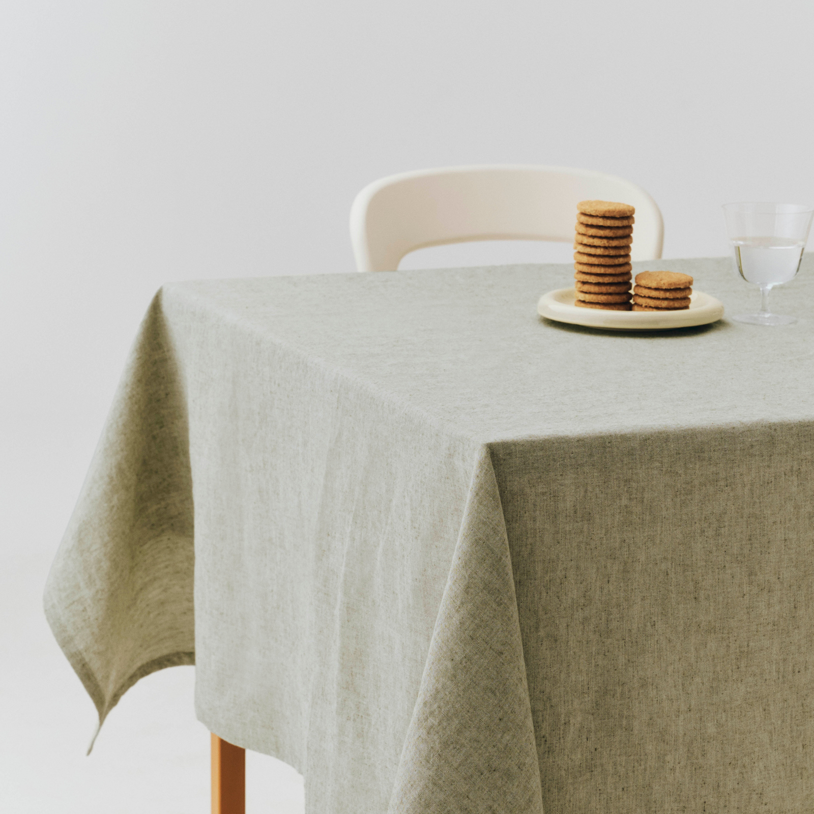 Terrazza tablecloth, delicate olive green, 230 x 150 cm, natural fibre - HAY