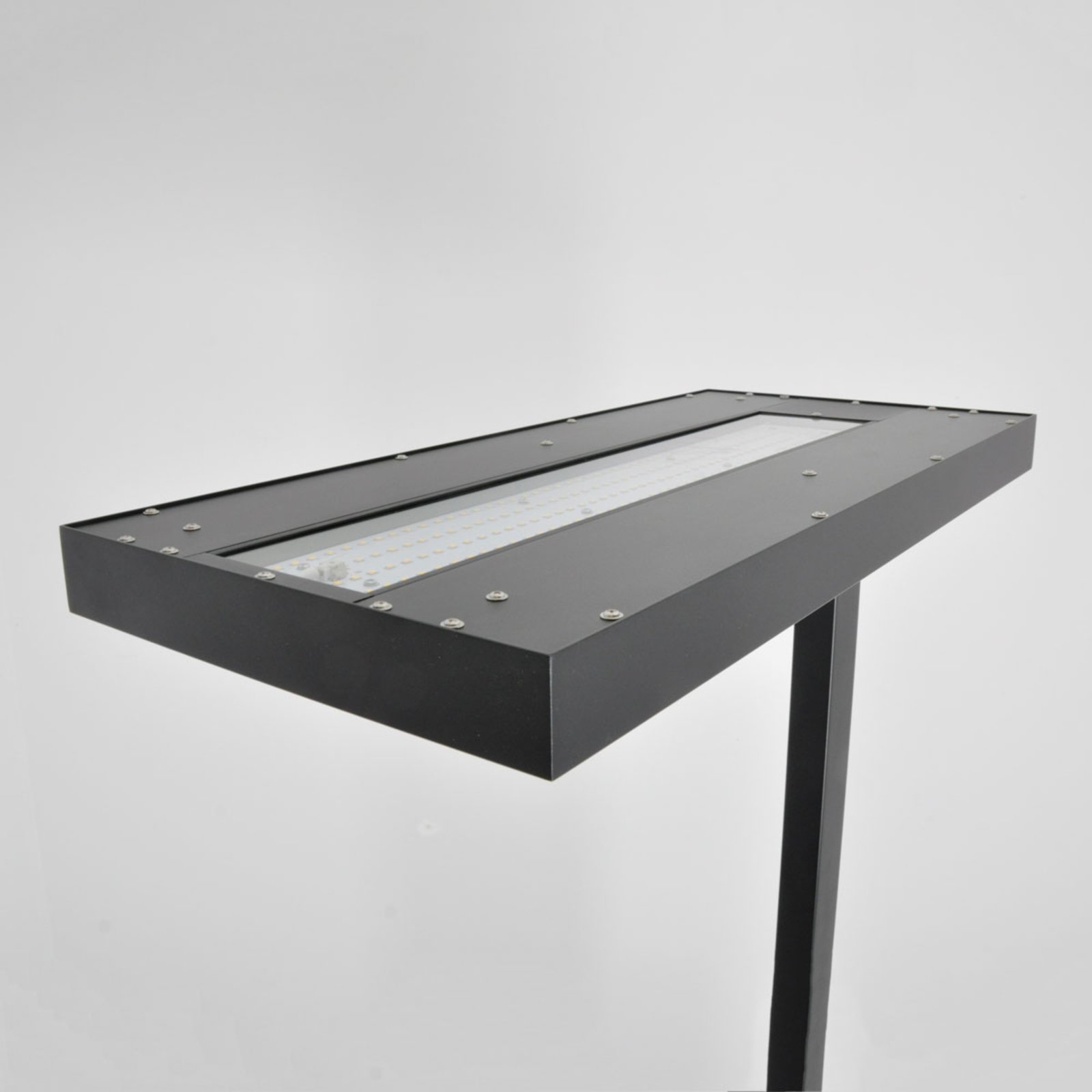 Logan Floor Lamp Black/White - Arcchio
