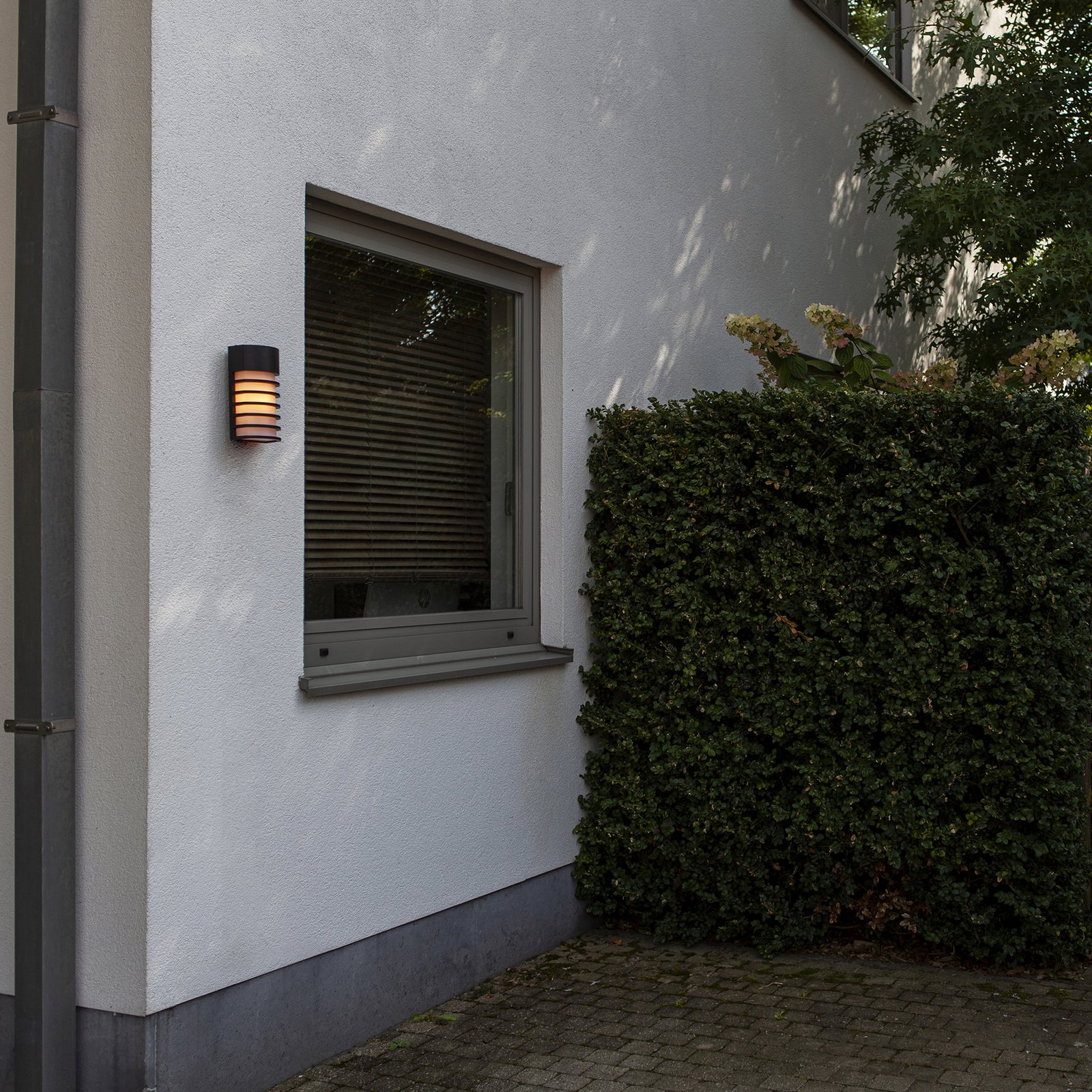 Fulton outdoor wall light with louvre design