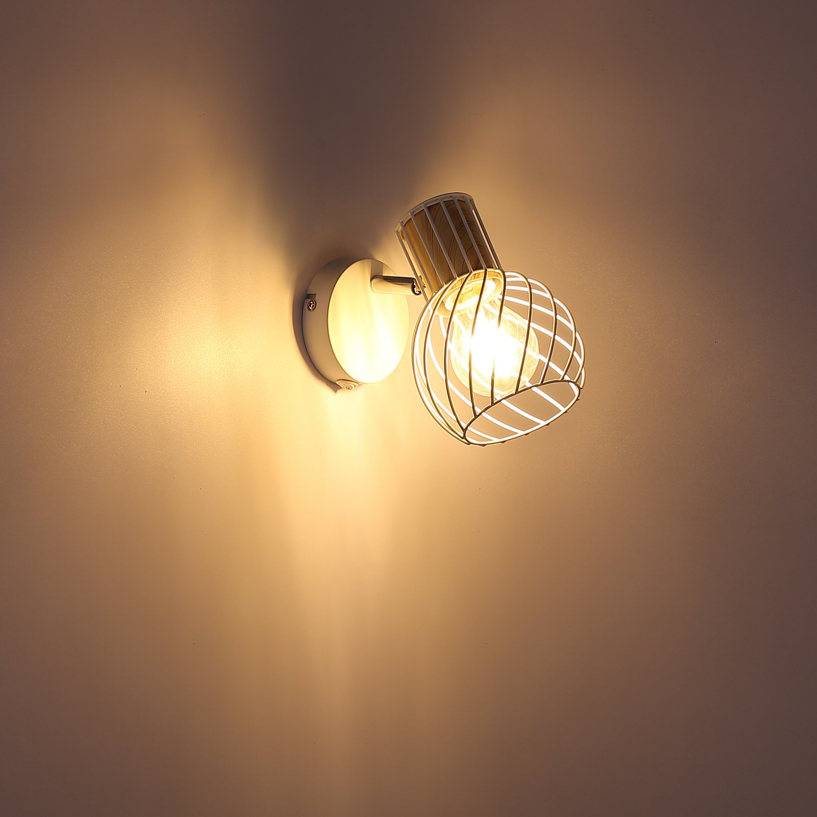 Luise wall light in white, wooden look socket