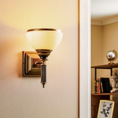 Aplique de pared Petro, antiguo con pantalla de cristal