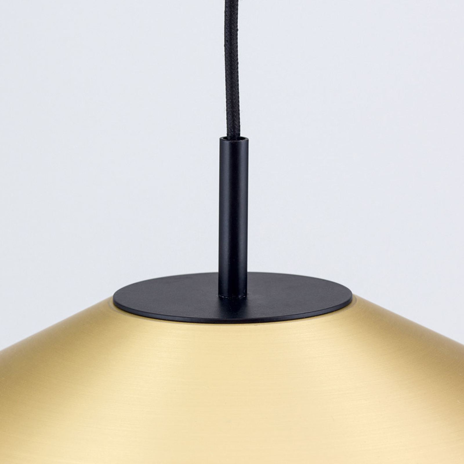 Gourmet LED pendant light, matt brass lampshade