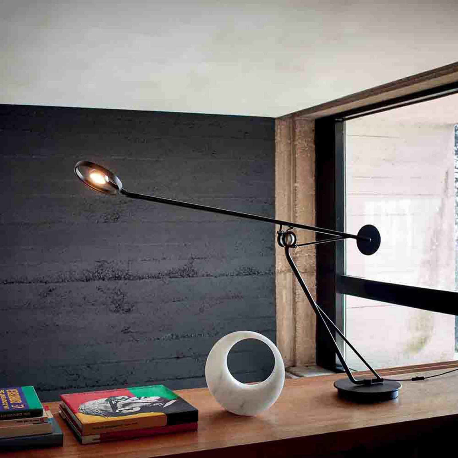 Aaro Tischleuchte Schwarz DCW - Arbeitszimmer / Büro - Aluminium