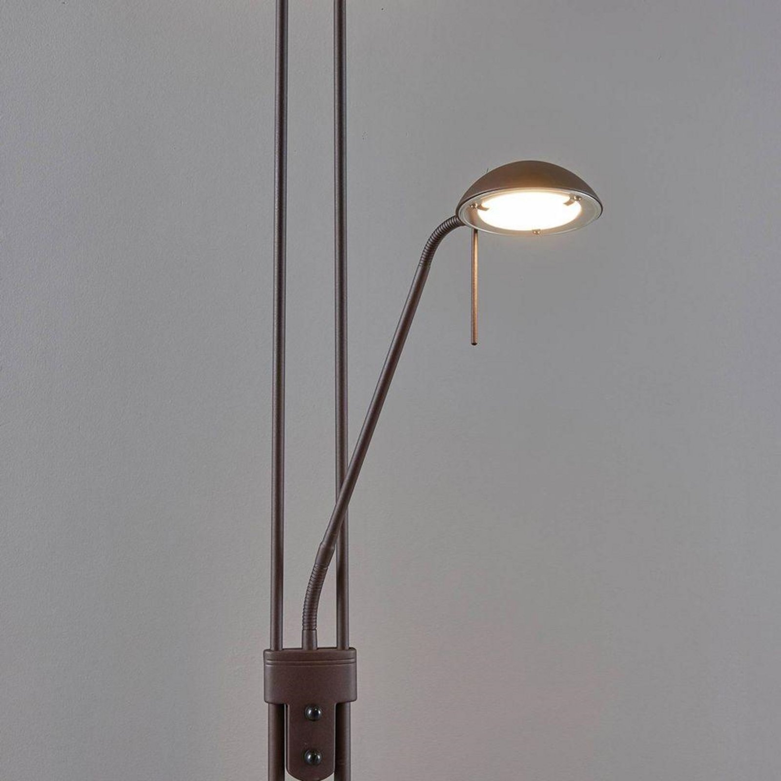 Yveta Lampadar Rust/White - Lindby